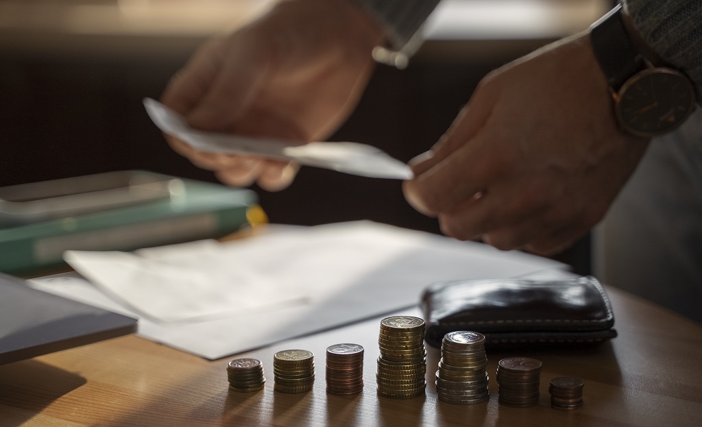 Quanto ganha um Oficial de Justiça?